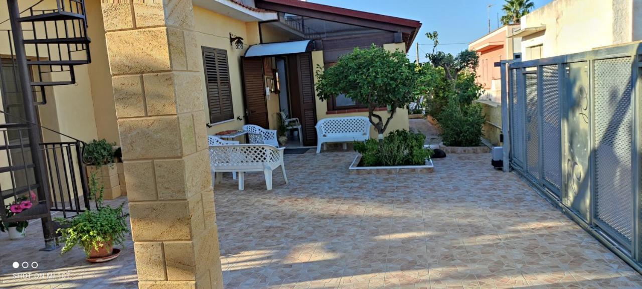 Casa Vacanze Nonna Tuzza マルサラ エクステリア 写真