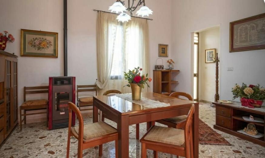 Casa Vacanze Nonna Tuzza マルサラ エクステリア 写真