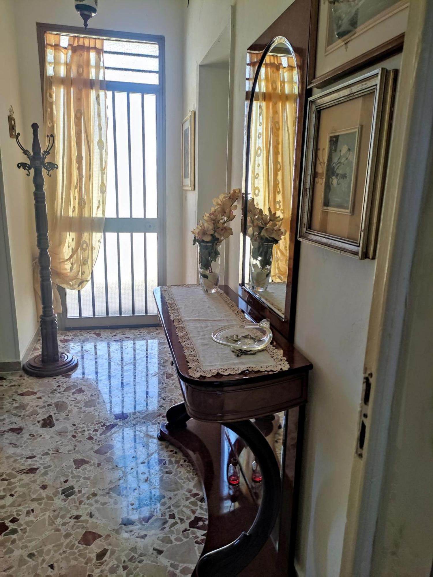 Casa Vacanze Nonna Tuzza マルサラ エクステリア 写真