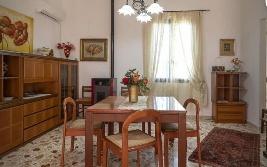 Casa Vacanze Nonna Tuzza マルサラ エクステリア 写真
